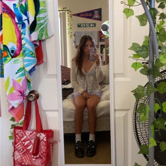 Meet your Posher, Isey! - Picture 4 of 4